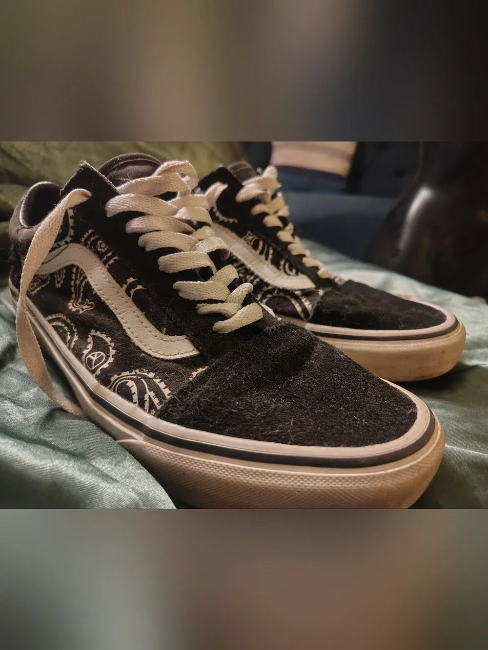 Vans Old Skool Peace Paisley Bandana Black White Low Top Skate Sneakers 8.0/9.5